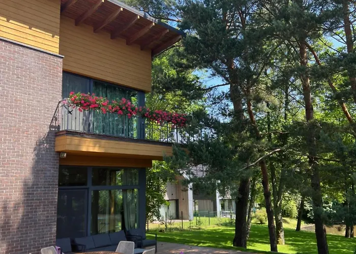 Holiday Villa Palanga Будинок відпочинку Паланга