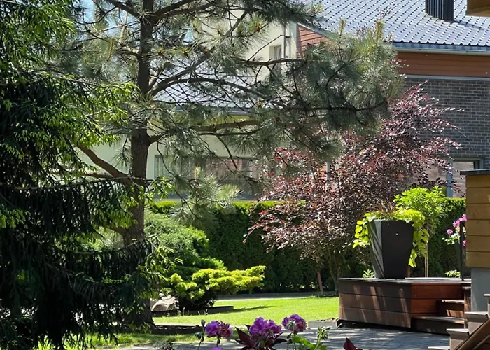 Holiday Villa Palanga Будинок відпочинку Паланга